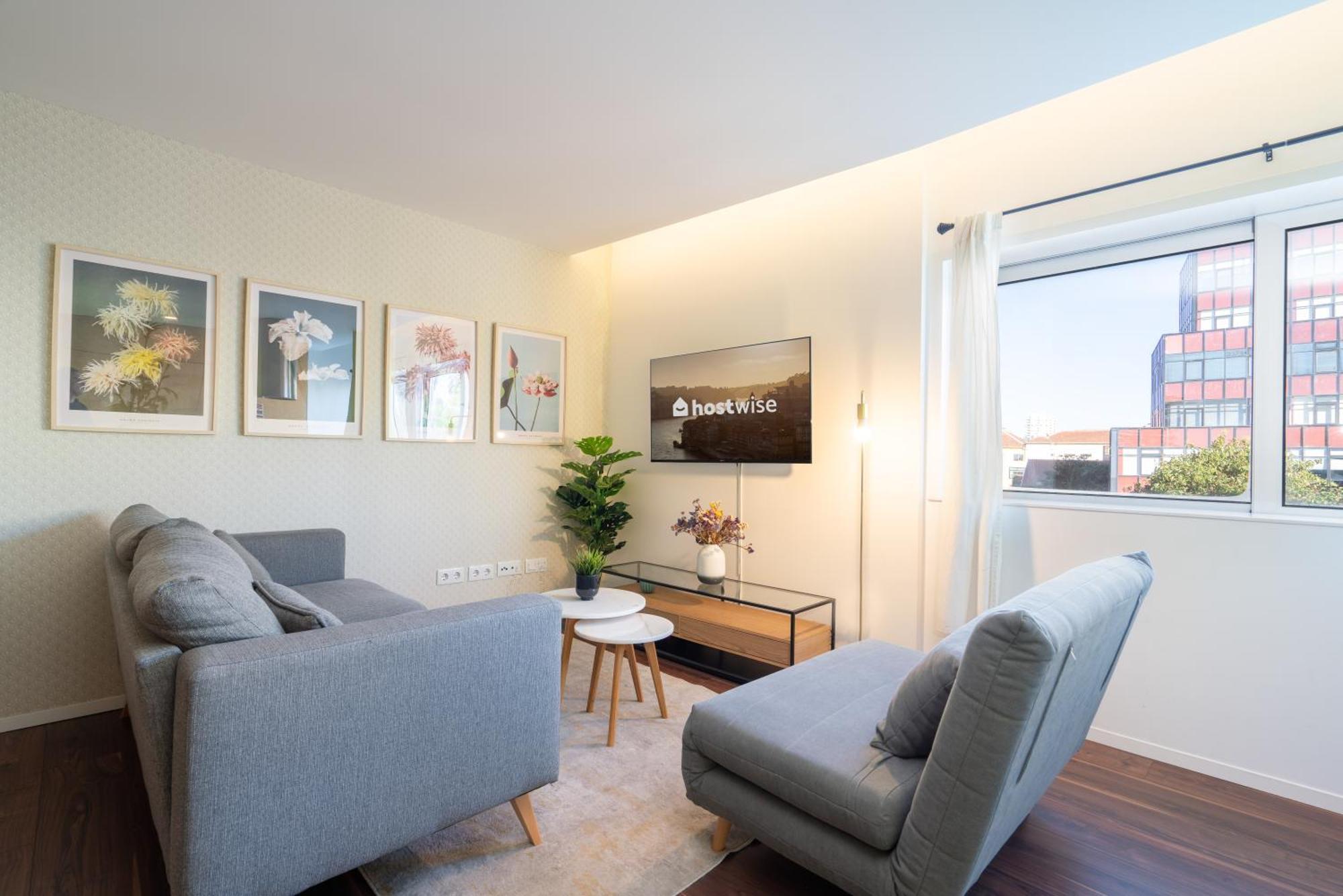Host Wise - Restful Minimalist Flat - Balcony Apartment Porto Ngoại thất bức ảnh