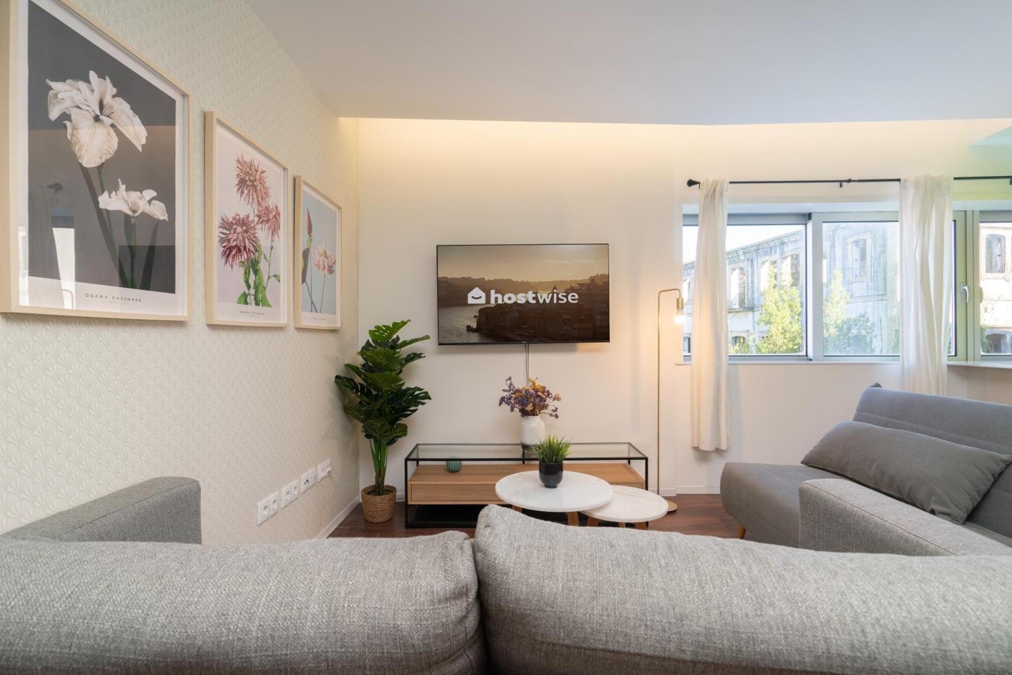 Host Wise - Restful Minimalist Flat - Balcony Apartment Porto Ngoại thất bức ảnh